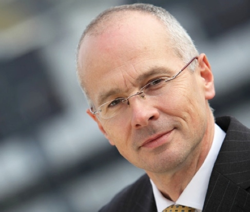 Simon Ainley CFPCM